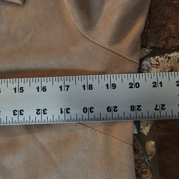 Gretchen Scott Beige Long Sleeve Faux Suede Button Down Shirt, Size L - Picture 9 of 10